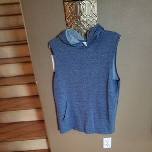 Sleeveless hoodie